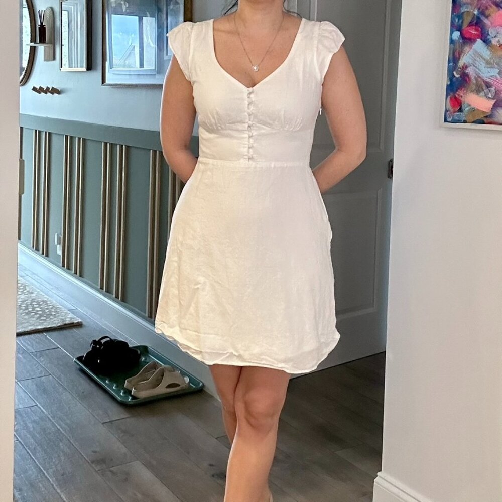 Banana Republic white linen-cotton blend dress - size 6